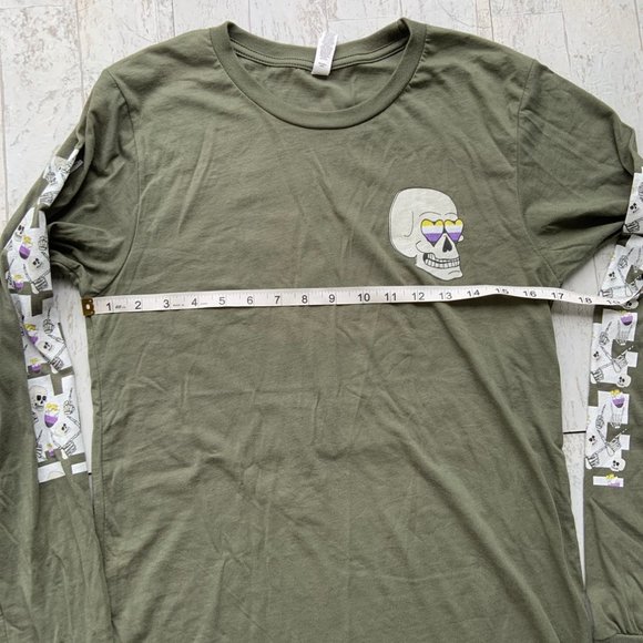 Skull Long Sleeve Tee Shirt Sz S Longer Length - Picture 5 of 7